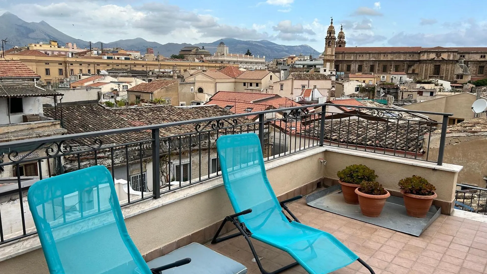 Casa Design Con Terrazzo In Centro Storico Apartment Palermo